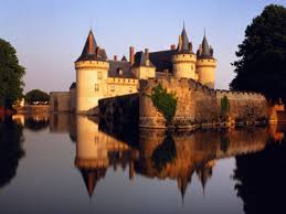 самые красивые замки возле Парижа 